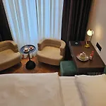 Center Hotel 3*